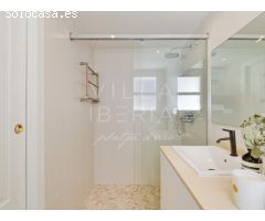 Exclusivo apartamento renovado con vistas al mar