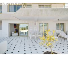 Exclusivo apartamento renovado con vistas al mar