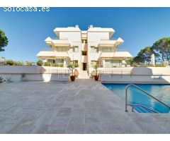 Exclusivo apartamento renovado con vistas al mar