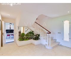Exclusiva finca con piscina, pista de tenis y total privacidad en la Costa Brava