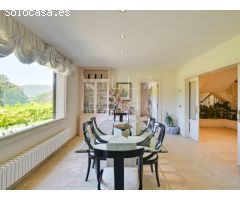 Exclusiva finca con piscina, pista de tenis y total privacidad en la Costa Brava