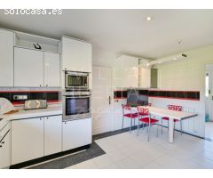 Exclusiva finca con piscina, pista de tenis y total privacidad en la Costa Brava