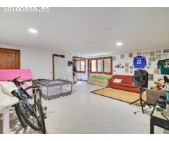 Exclusiva finca con piscina, pista de tenis y total privacidad en la Costa Brava