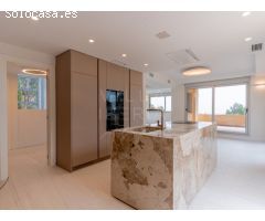EXCLUSIVA VILLA CON VISTAS PANORÁMICAS AL MAR EN PUNTA BRAVA
