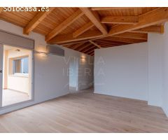 EXCLUSIVA VILLA CON VISTAS PANORÁMICAS AL MAR EN PUNTA BRAVA