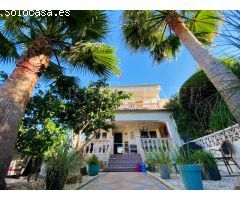 Preciosa casa adosada de 4 dormitorios con INCREIBLES vistas a la bahía de Palma
