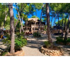 Exclusiva villa en Cala Viñas de 4 habitaciones, amplias terrazas y posibilidad