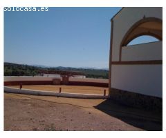Finca de 1718 hectáreas de regadío, tradicional, intensivo y súper intensivo en