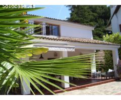 Alquiler chalet independiente en El Plantío (Paterna)