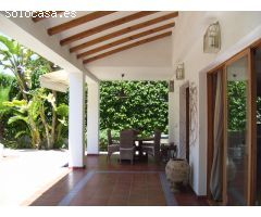 Alquiler chalet independiente en El Plantío (Paterna)