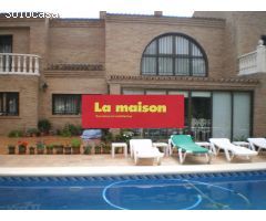 Precioso chalet independiente con piscina en La Cañada