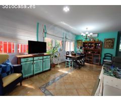 Chalet Independiente con Piscina!!