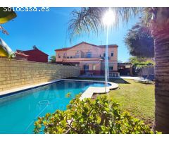 Chalet Pareado con Piscina Propia