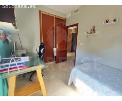 Chalet Pareado con Piscina Propia