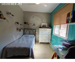 Chalet Pareado con Piscina Propia
