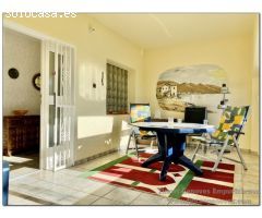 CASA DE 228M2 DIVIDIDA EN 2 NIVELES CON GARAJE EN LA GARRIGA, ROSES