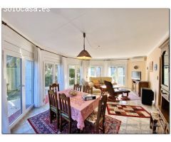 CASA DE 228M2 DIVIDIDA EN 2 NIVELES CON GARAJE EN LA GARRIGA, ROSES