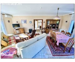 CASA DE 228M2 DIVIDIDA EN 2 NIVELES CON GARAJE EN LA GARRIGA, ROSES
