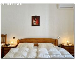 CASA DE 228M2 DIVIDIDA EN 2 NIVELES CON GARAJE EN LA GARRIGA, ROSES
