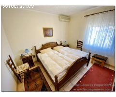 CASA DE 228M2 DIVIDIDA EN 2 NIVELES CON GARAJE EN LA GARRIGA, ROSES