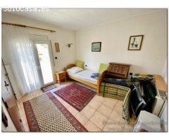 CASA DE 228M2 DIVIDIDA EN 2 NIVELES CON GARAJE EN LA GARRIGA, ROSES