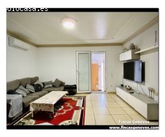 CASA DE PLANTA BAJA CON 4 DORMITORIOS Y PISCINA