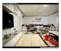 CASA DE PLANTA BAJA CON 4 DORMITORIOS Y PISCINA
