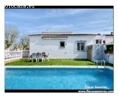 CASA DE PLANTA BAJA CON 4 DORMITORIOS Y PISCINA