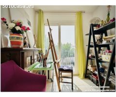 PRECIOSA CASA RENOVADA CON 3 DORMITORIOS, GARAJE Y JARDIN, MUY CERCA DE LA PLAYA