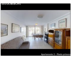 Edificio en venta en Empuriabrava, 3 apartamentos, gran garaje y amarre de 20x6m