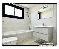 ESPECTACULAR CASA DE NUEVA CONSTRUCCIÓN EN EMPURIABRAVA