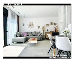 ESPECTACULAR CASA DE NUEVA CONSTRUCCIÓN EN EMPURIABRAVA