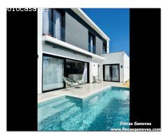 ESPECTACULAR CASA DE NUEVA CONSTRUCCIÓN EN EMPURIABRAVA