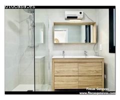 ESPECTACULAR CASA DE NUEVA CONSTRUCCIÓN EN EMPURIABRAVA