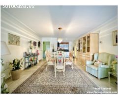Estupenda villa mediterránea al canal ancho, con amarre de 11.50m y piscina