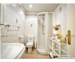 Estupenda villa mediterránea al canal ancho, con amarre de 11.50m y piscina