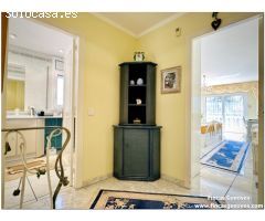 Estupenda villa mediterránea al canal ancho, con amarre de 11.50m y piscina