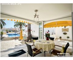 Estupenda villa mediterránea al canal ancho, con amarre de 11.50m y piscina