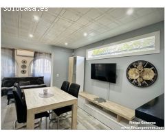 APARTAMENTO RENOVADO CON JARDÍN AL LADO DE LA PLAYA DE EMPURIABRAVA