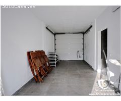Villa Moderna en Una Planta con Jardín y Piscina Privada
