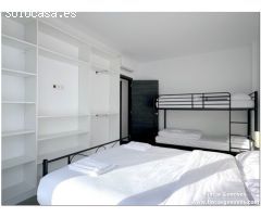 Villa Moderna en Una Planta con Jardín y Piscina Privada
