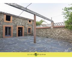 Casa - Local en venta con amplio patio - Aldeacentenera - Cáceres