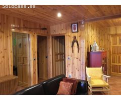 CASA DE MADERA AUTÓNOMA Y SOSTENIBLE