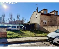 PARCELA URBANA EN LA CALLE OLIVAR