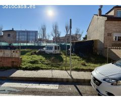 PARCELA URBANA EN LA CALLE OLIVAR
