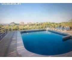 Chalet en alquiler en Levantina