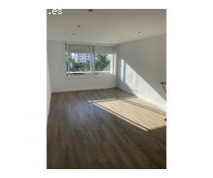 ¡Estudio totalmente renovado frente a la playa!
