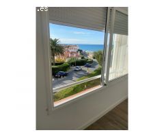 ¡Estudio totalmente renovado frente a la playa!