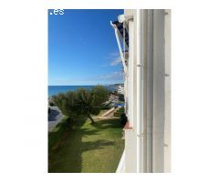 ¡Estudio totalmente renovado frente a la playa!