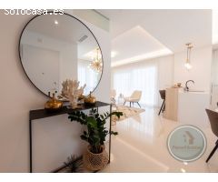 ESPLENDOR MEDITERRÁNEO: VIVE EL LUJO EN NUESTRO EXCLUSIVO ÁTICO EN CIUDAD